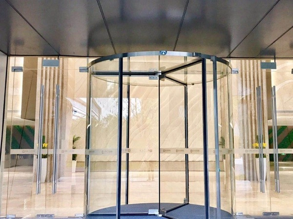 All-Glass Revolving Door